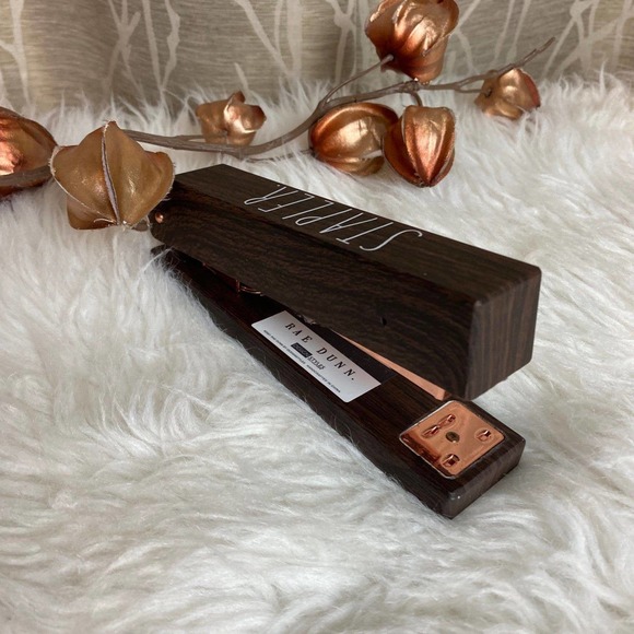 RAE DUNN FARMHOUSE HOME OFFICE DESK PLANNER DECOR STAPLER OFFICE NOTE VHTF - Picture 4 of 4